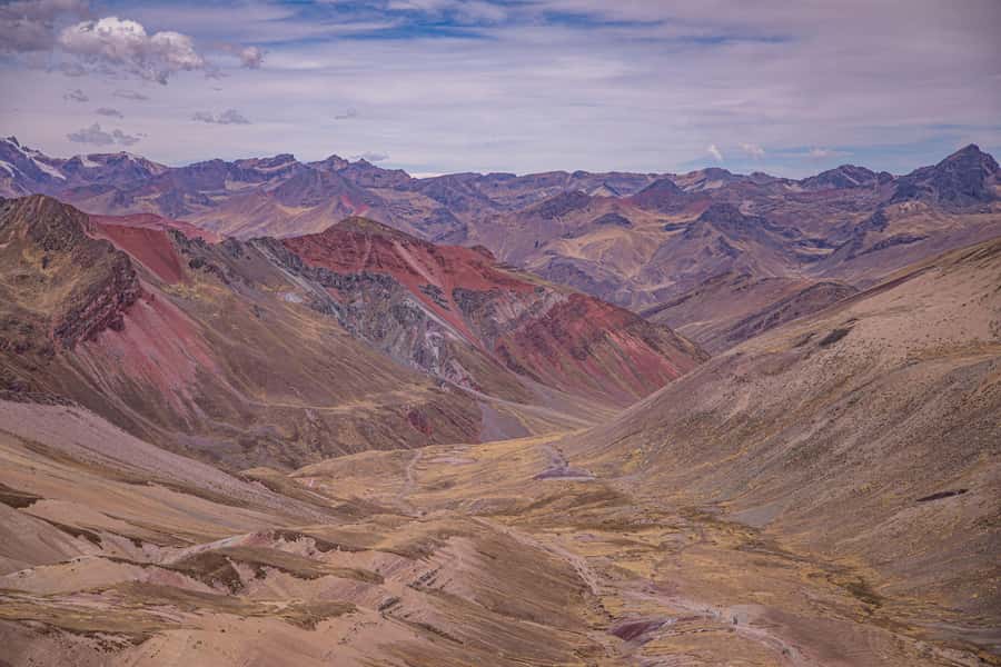 08am Departure Rainbow Mountain Tour: Late Morning Tour - The long road from Cusco into the Andes