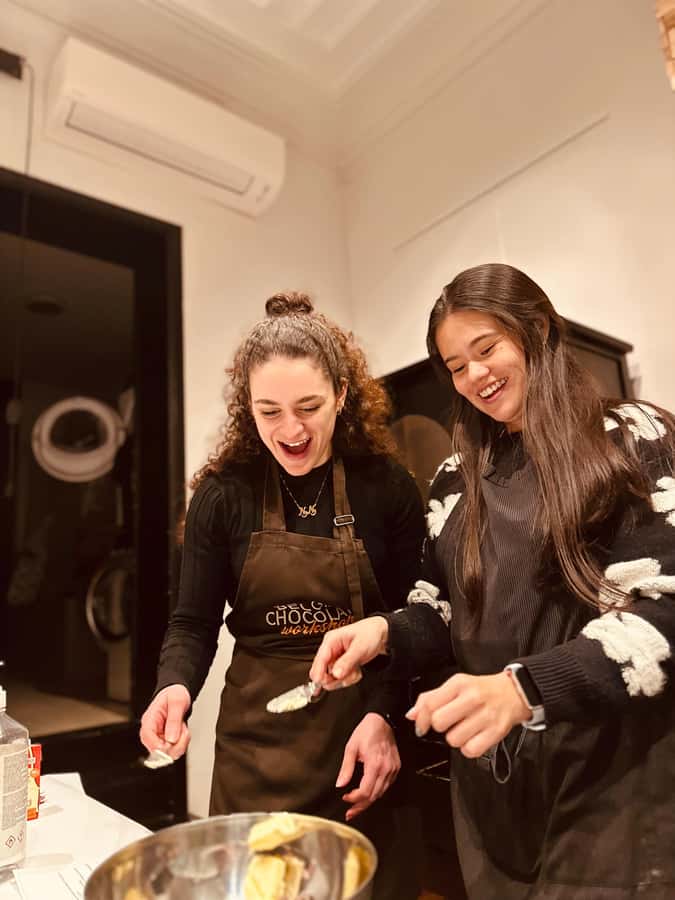 1.5h Cusco Chocolate Workshop - Truffles & Hot Chocolate - Making chocolate in Cusco’s San Blas neighborhood