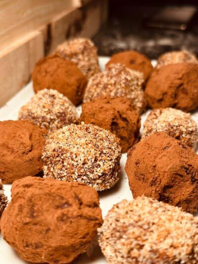 1.5h Cusco Chocolate Workshop – Truffles & Hot Chocolate