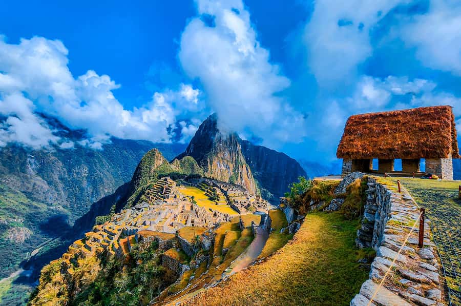 2-Day Inca Trail Hike to Machu Picchu & Panoramic Train - Wiñay Wayna is the day’s great reward