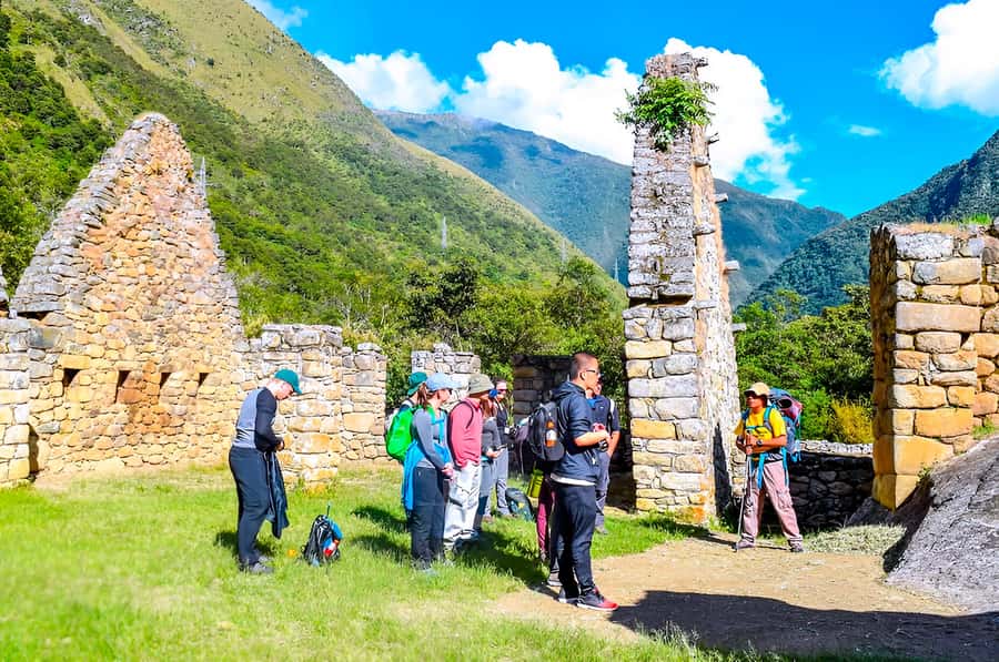 2-Day Inca Trail Hike to Machu Picchu & Panoramic Train - Chachabamba and the first climb