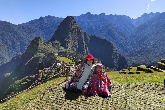 2-Day Sacred Valley Machu Picchu by Train with Llama Experience - Ollantaytambo and the railway south