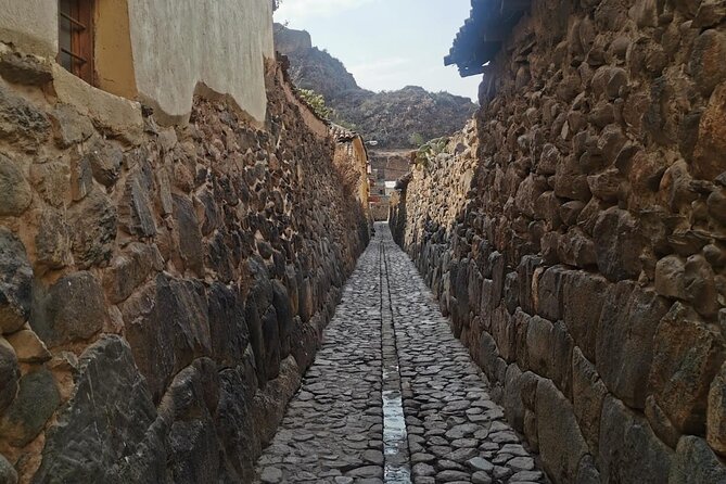 2-Day Sacred Valley Machu Picchu by Train with Llama Experience - What the llama title really means