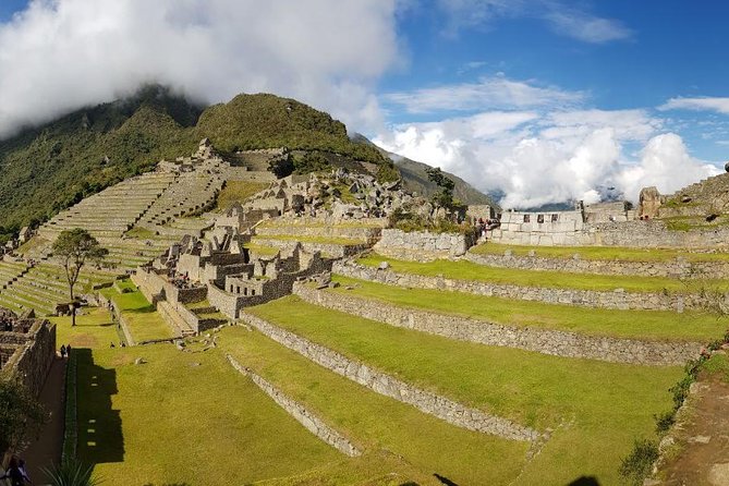 2-Day Sacred Valley & Machu Picchu Group Tour from Cusco - Who should book this two-day route