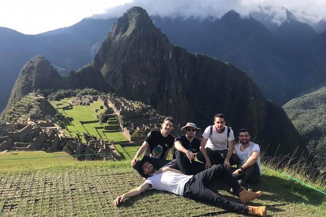 2 Days Machu Picchu Tour from Cusco - Entering Machu Picchu with a private guide