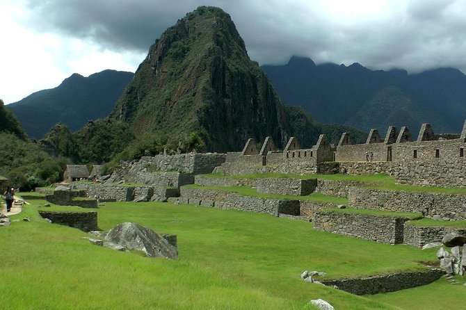 2 Days : Sacred Valley Conection Machu Picchu || Private Tour || - The early bus to Machu Picchu