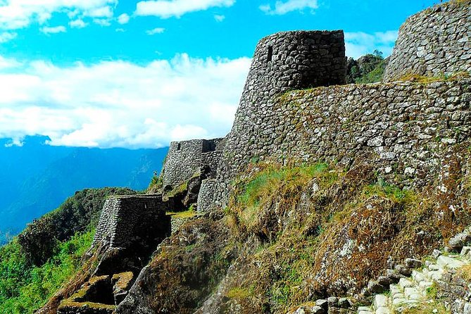 4 Day Inca Trail To Machu Picchu - Private Service - Day 2: The hard climb to 4,200 meters