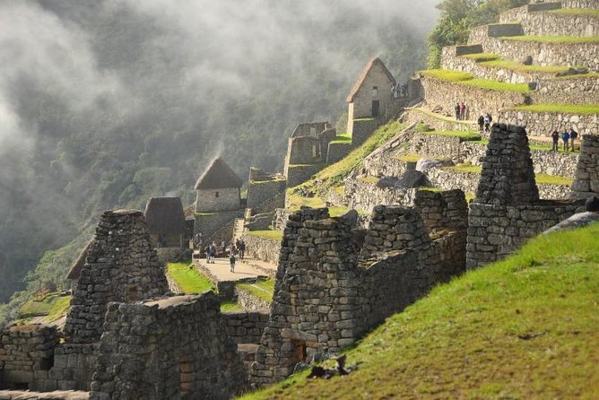 4-Day Lares Trek to Machu Picchu from Cusco - Day two: Ipsayccocha Pass at 4,400 meters