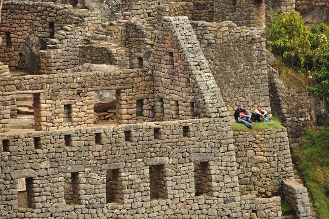 4-Day Lares Trek to Machu Picchu from Cusco - What the $847 price really covers
