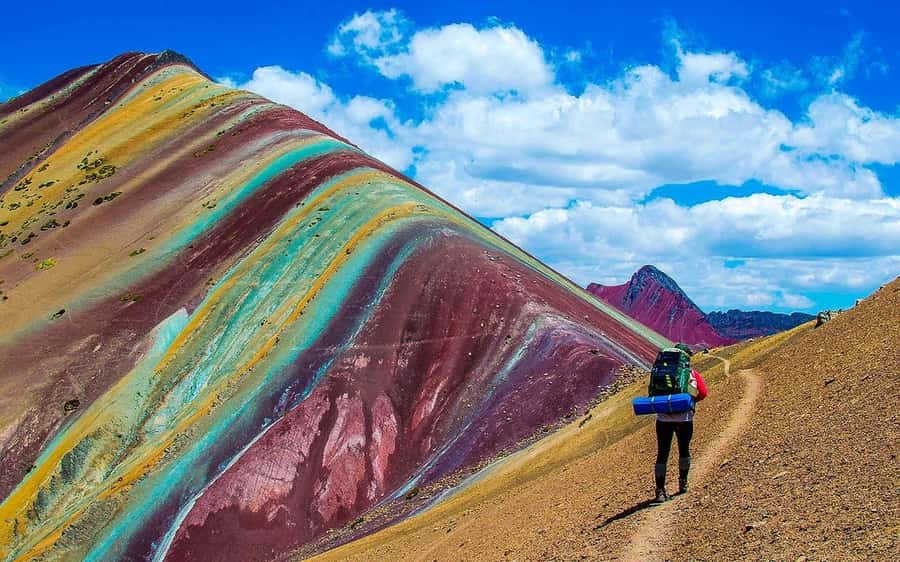 7 Colors Mountain - Breakfast in Cusipata before the mountain