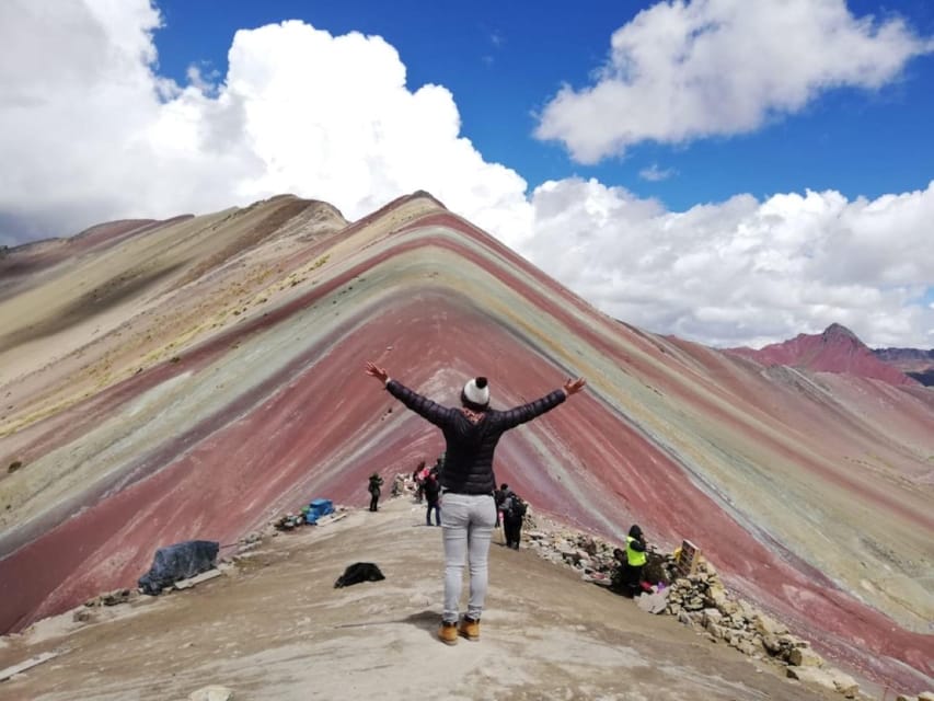 7 Colors Mountain - Small-group size, language, and support