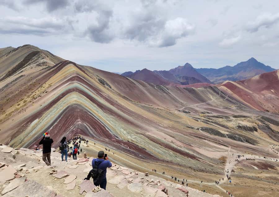 7 Colors Mountain Tour + Red Valley - What the $65 price really covers
