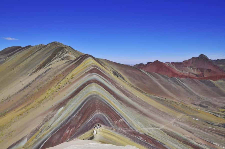 7 Colors Mountain - The 4:00 to 5:00 a.m. pickup from Cusco