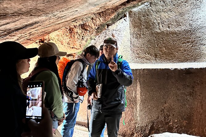 City Tour Cusco - How the transportation and group size affect the day