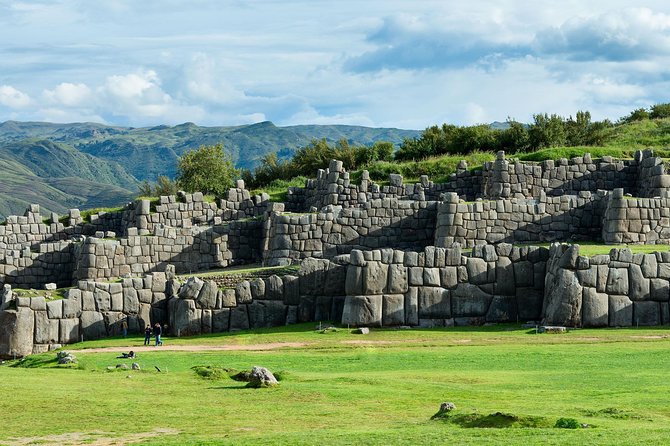 City Tour in Cusco & visit Museum South American Camelid - What the bilingual guiding is really like