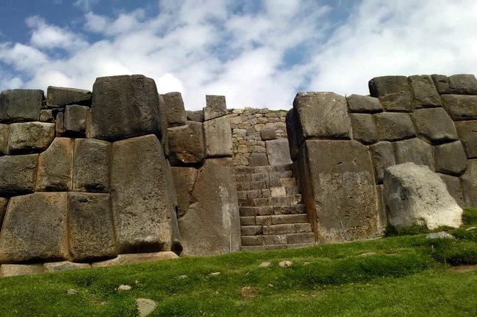 City Tour in Cusco & visit Museum South American Camelid Private. - Tambomachay: the water temple finale