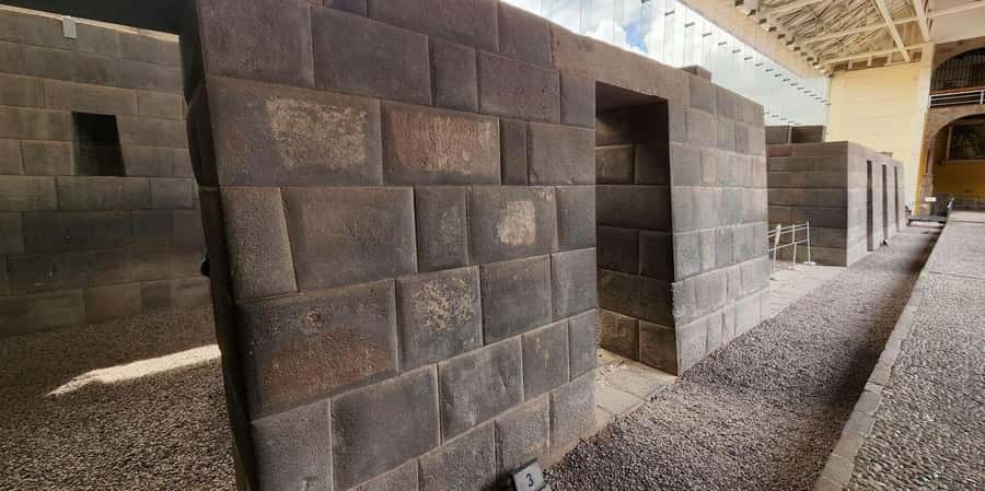 Cusco: City Tour | Half-Day Tour to 4 Archaeological Sites - Qoricancha: Inca Gold Beneath Santo Domingo
