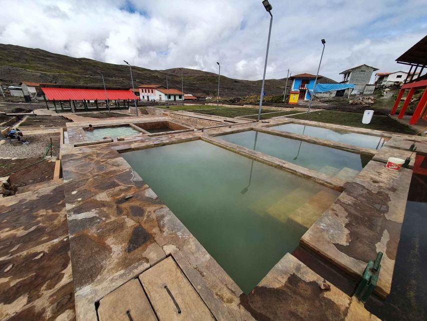 Cusco : full day 7 lagoons with lunch - Seven Lagoons Beneath Ausangate