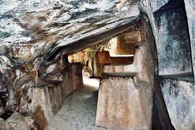 Cusco Half Day City Tour: Four Ruins - Tambomachay and the sound of running water