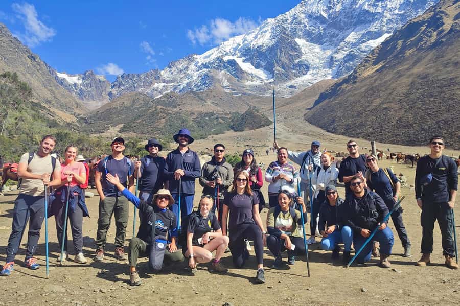 Cusco: Humantay Lake Tour with Breakfast and Buffet Lunch - At a glance