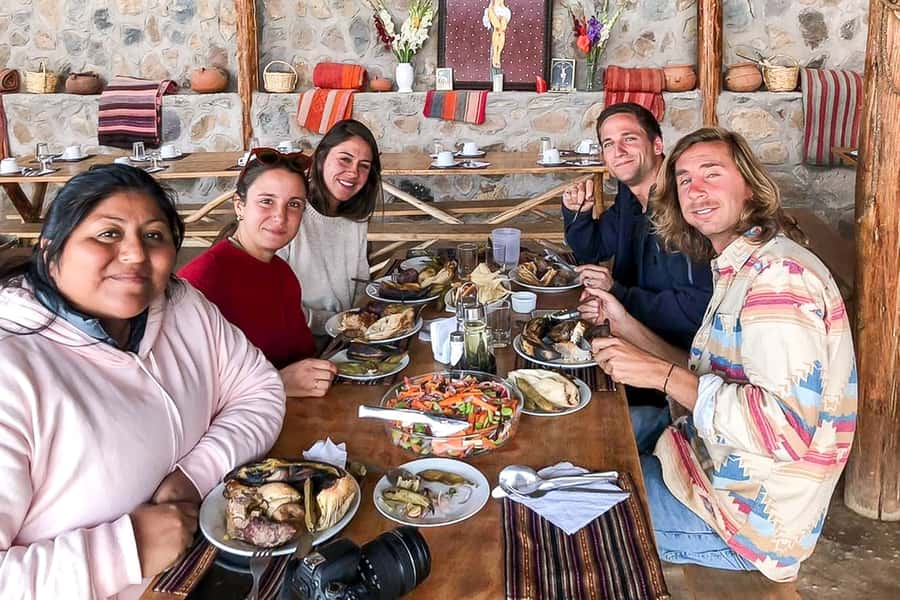 Cusco: Humantay Lake Tour with Breakfast and Buffet Lunch - Soraypampa and the first view of the peaks
