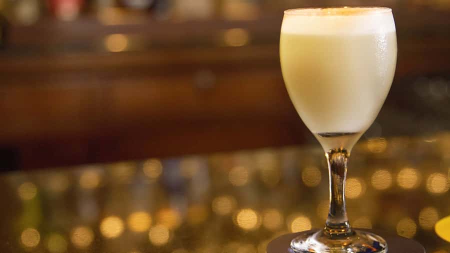 Cusco: Legends and History Night Tour with Pisco Sour - San Cristobal and the first old-city stories