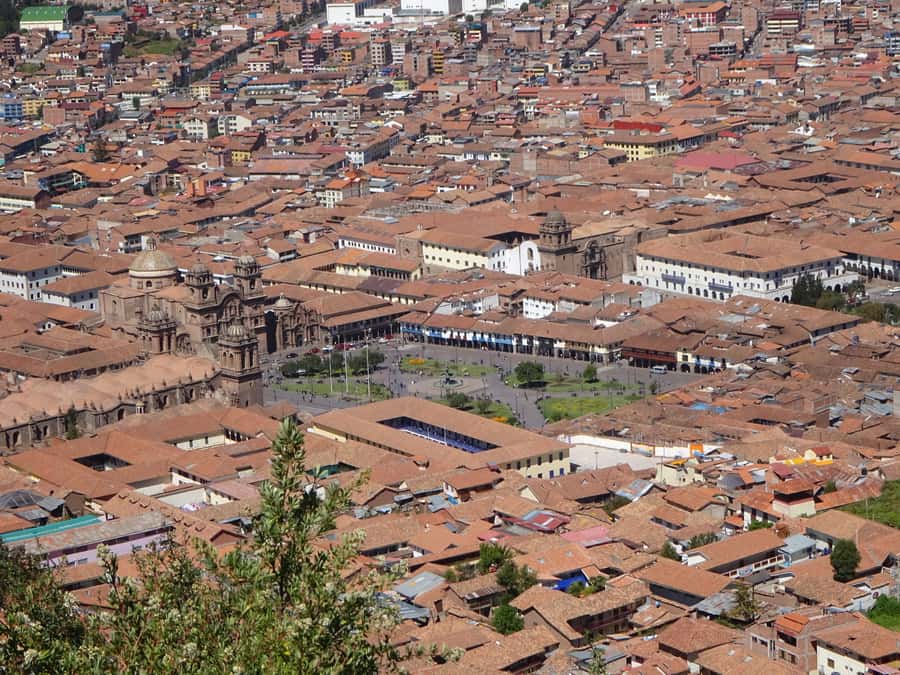 Cusco: open-top bus city tour - The white Christ statue and the best city views