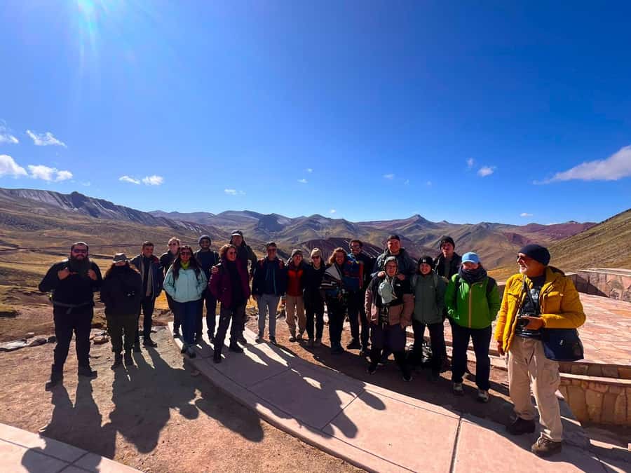 Cusco: Palcoyo Mountain Day Trip with Breakfast and Lunch - The early start from Cusco