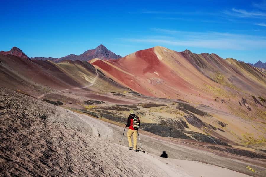 Cusco : Palcoyo - Rainbow Mountain Hidden Sister - Checacupe’s bridge and the camelid hatchery