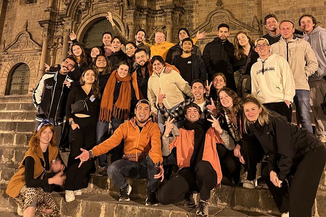 Cusco Pub Crawl: Bar Tour, Drinks And Club with no waiting lines - A simple way into Cusco after dark