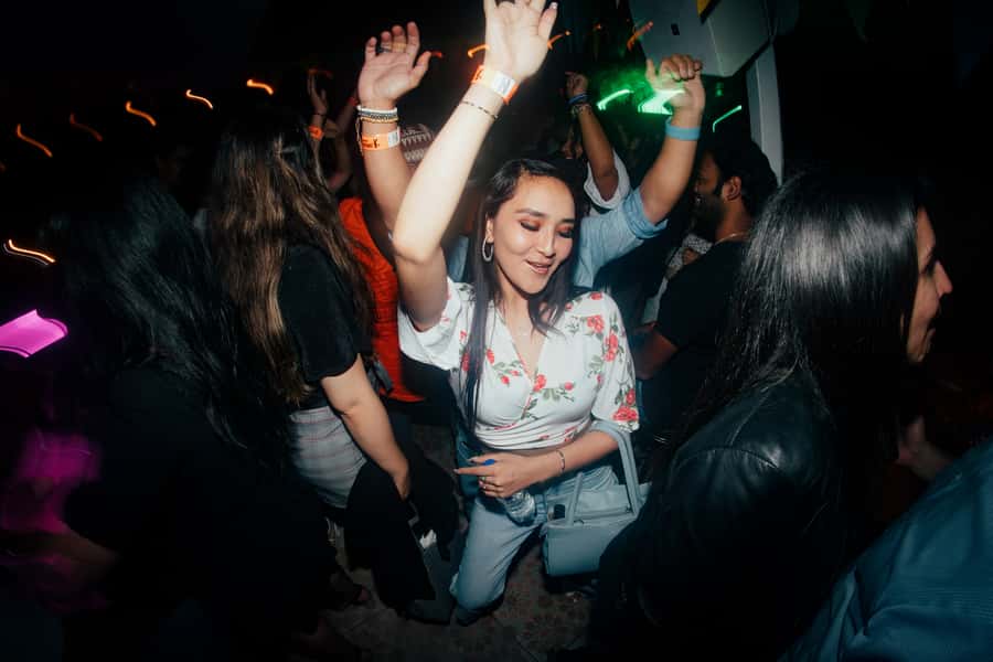 Cusco: Pub Crawl with Skip-the-Line Access and Drinks - Who should book this Cusco night out?