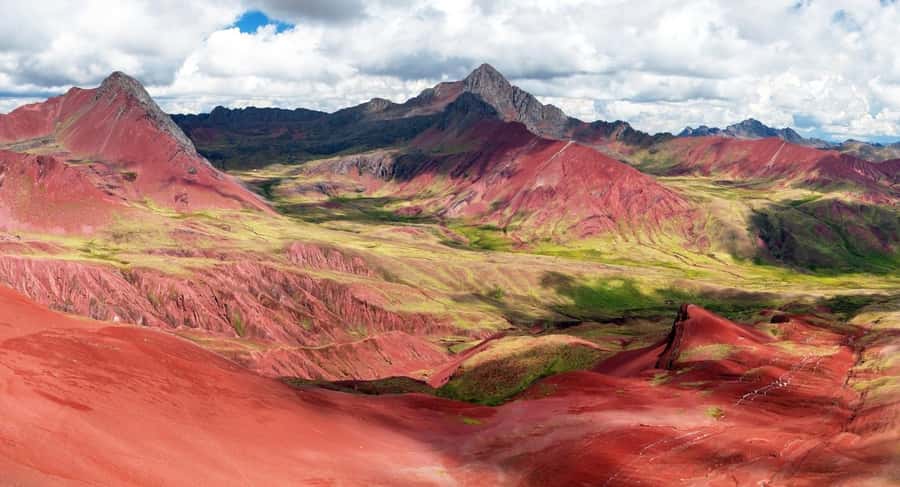 Cusco : Rainbow Mountain and Red Valley Tour - Chillihuani and the Phulawasipata trailhead