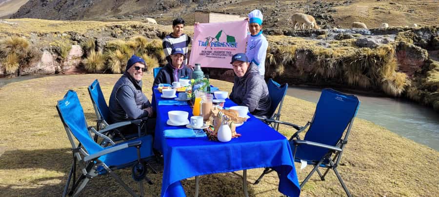 Cusco: Rainbow Mountain & Red Valley Tour with Picnic meals - The extra 30 minutes to Red Valley