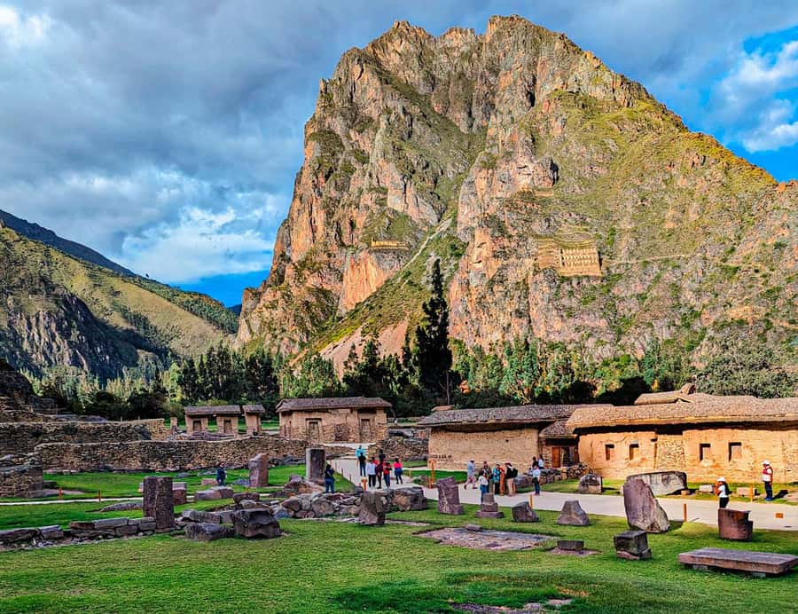 Cusco:Sacred Valley Pisaq,Ollantaytambo,Chinchero with Lunch - Ollantaytambo and the stonework of the Sun Temple