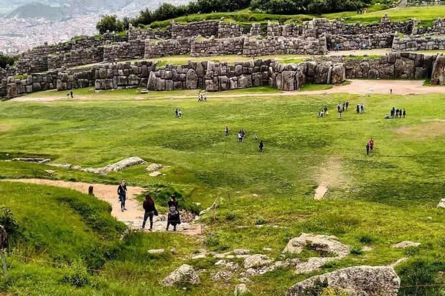 Cusco: Sacsayhuaman, Qenqo, Puca Pucara & Tambomachay Tour - Transport, Guide Service, and Language