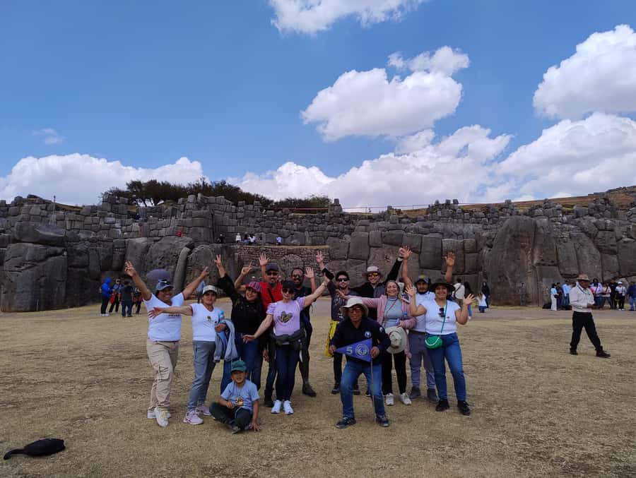 Cuzco : Excursion City Tour in Cusco, Sacsayhuaman and Tambomachay - Qenqo’s ceremonial stonework