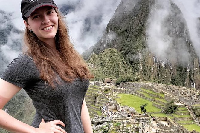 Exclusive Huayna Picchu Tour in 1 Day from Cusco - Reaching Machu Picchu before the heat