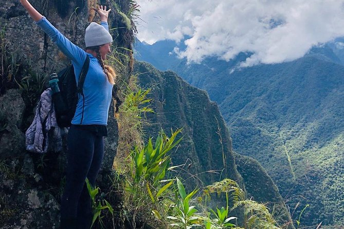 Exclusive Huayna Picchu Tour in 1 Day from Cusco - The descent, Aguas Calientes, and the return train