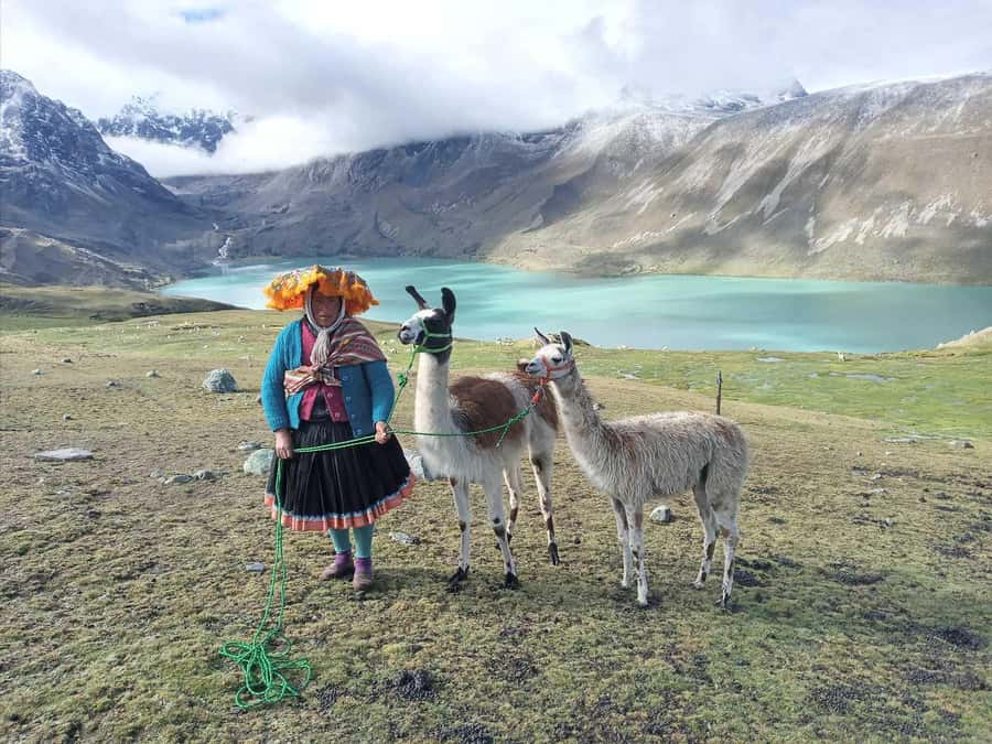 Excursion: Rainbow Mountain and Ausangate 7 Lagoons 2 days - The Pacchanta overnight and hot springs