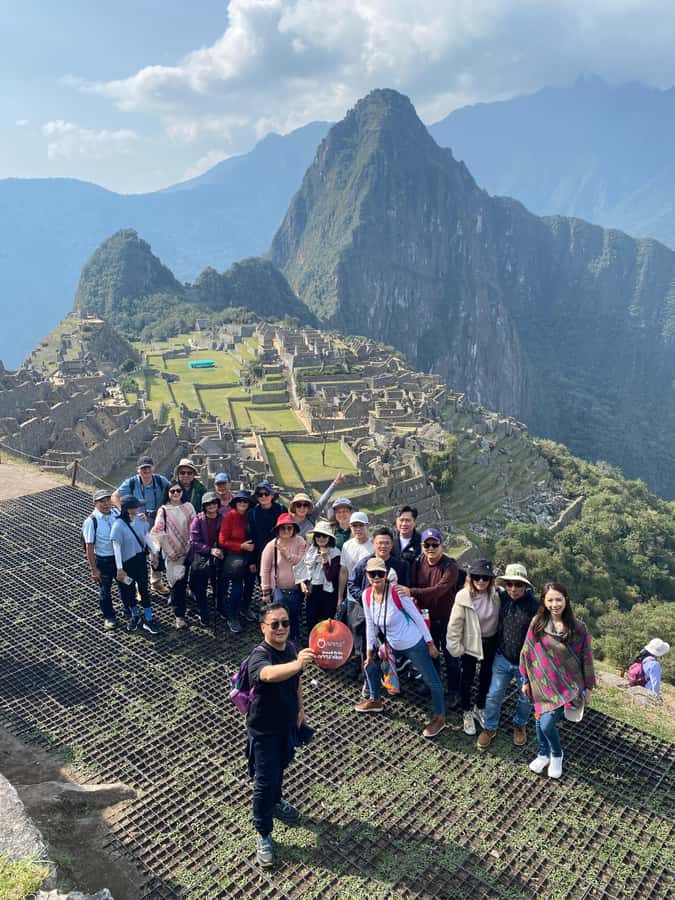 From Aguas Calientes: Machu Picchu guided tour with tickets - A well-run way to see Machu Picchu from Aguas Calientes