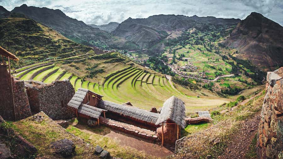 From Cusco: 2-Day Sacred Valley and Machupicchu by Train - Pisac combines high ruins with a low-town market
