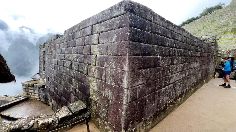 From Cusco: 2-Day Trip to the Sacred Valley and Machu Picchu - Lunch, trains, and the return to Cusco
