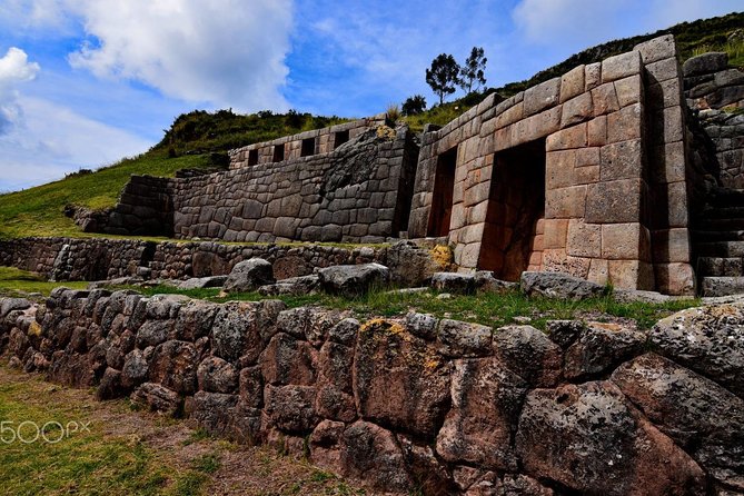 From Cusco City Tour Four Ruins Half Day Tour - Guides, group size, and the human side of the outing