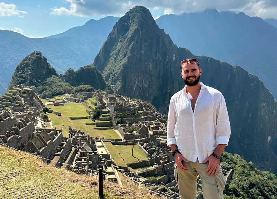From Cusco: Full-Day Group Tour of Machu Picchu - Inside Machu Picchu with a certified guide