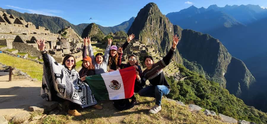 From Cusco: Machu Picchu 2 days - Option one: overnight in Aguas Calientes