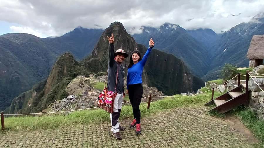 From Cusco: Machu Picchu Tour with Hiking Ticket - Aguas Calientes and the bus to the ruins