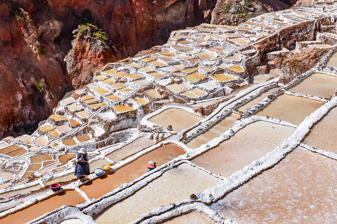 From Cusco: Moray, Maras Salt Mines & Chinchero Weavers Half-Day - What the guides add to the day