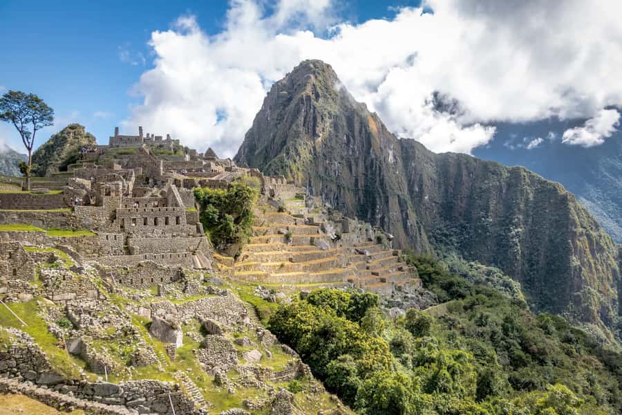 From Cusco: One-Day Tour to Machu Picchu - Aguas Calientes: the practical base below Machu Picchu