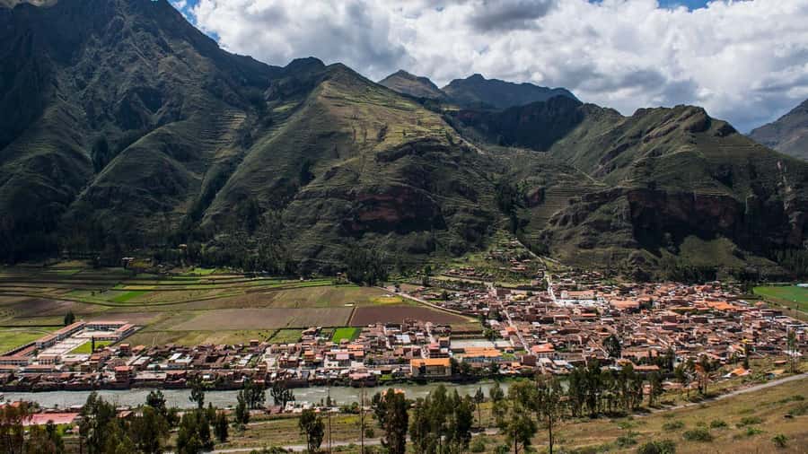 From Cusco: Sacred Valley ending in Ollantaytambo and Lunch - Pisac, terraces above the valley