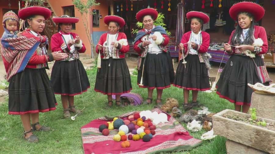 From Cusco: Sacred Valley of the Incas Full-Day Tour - Chinchero and Andean weaving
